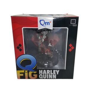 Q-Fig DC QMX Harley Quinn w/ Hyena & Sign 4" Figure - Loot crate Exclusive New